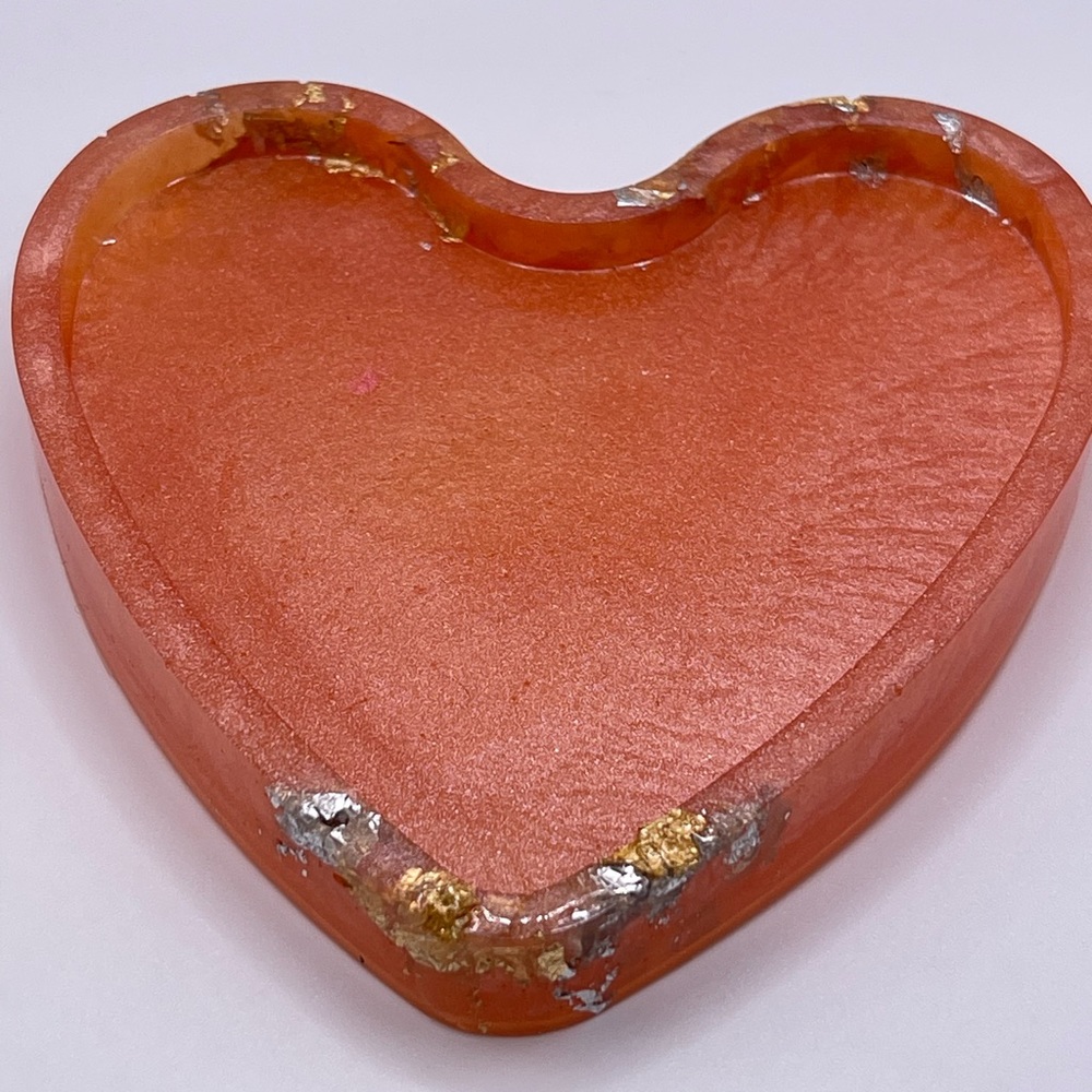 Heart shaped resin trinket tray!